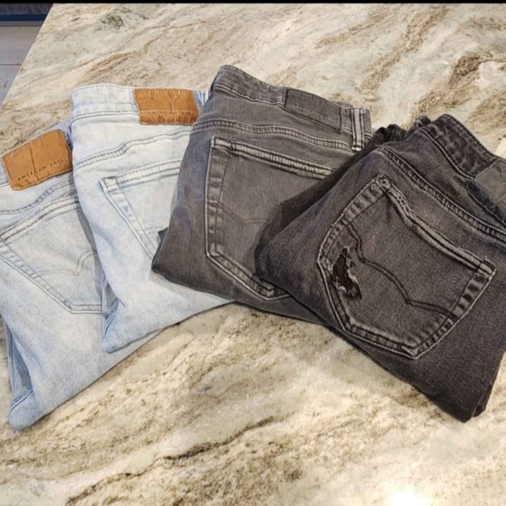 American Eagle Mens Distressed Jeans Bundle